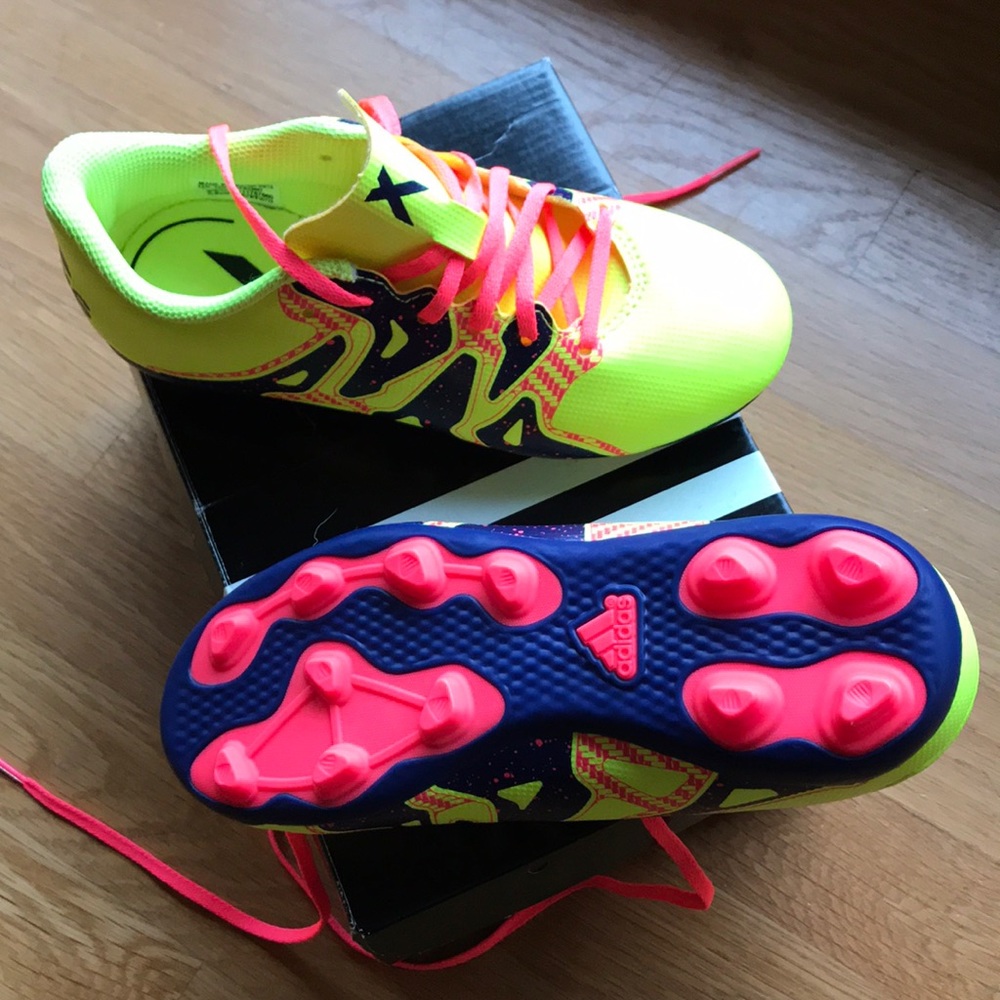 Girls adidas soccer cleats- NIB